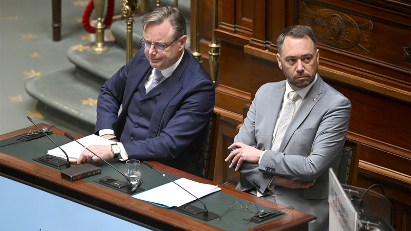 Zet De Wever Arizona-coalitie op het spel om vriendje Israël te sparen?