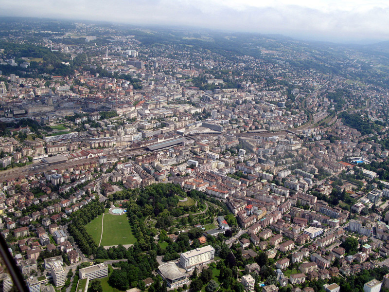 Rustige Zwitserland opgeschrikt door hevige rellen in Lausanne