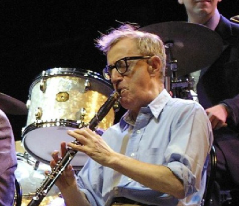 Woody Allen onder vuur: "Ik zou graag film maken over hoe mooi het is om in Moskou en Sint-Petersburg te wonen"