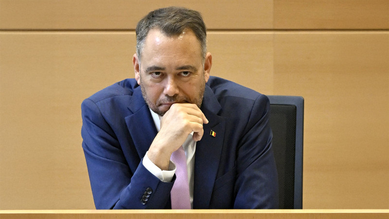 Prévot spreekt voor het eerst openlijk over een ‘mogelijke regeringscrisis’