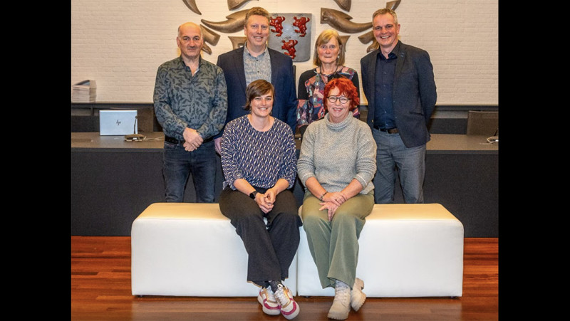 Nieuw raadslid en hoornaarbestrijding in de kijker bij gemeenteraad Oud-Turnhout