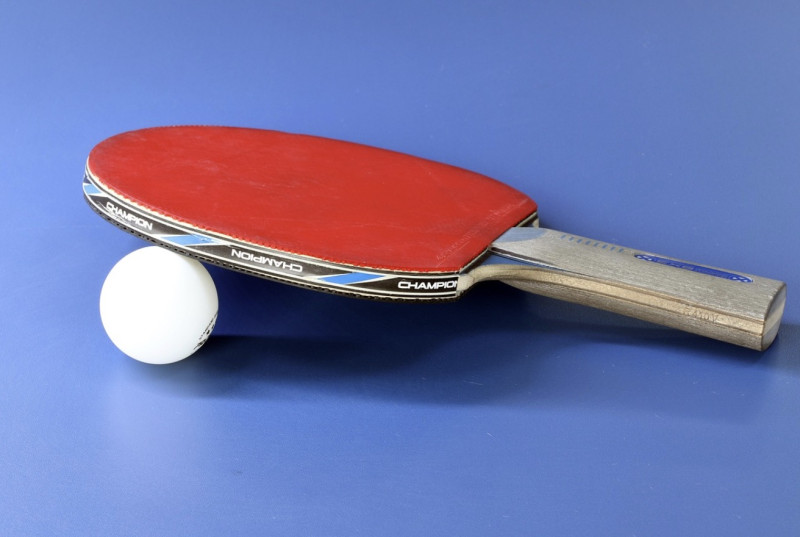 Eerste pingpongtoernooi op Sionsplein ondanks regen een succes