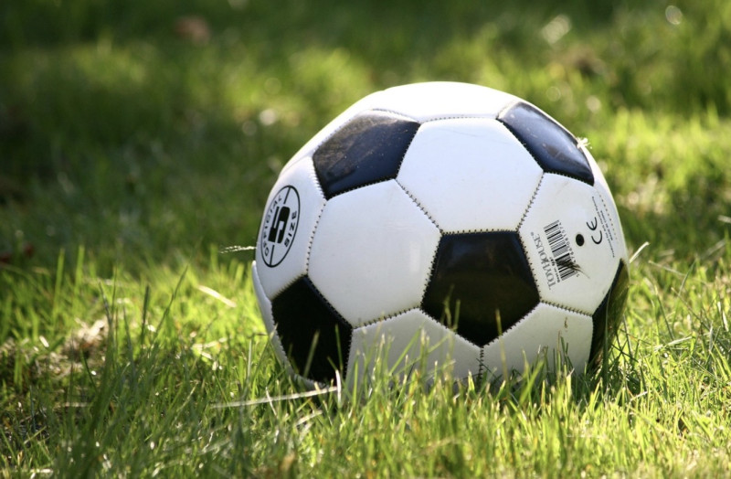 Sterke start voor lokale voetbalclubs in provinciale competities