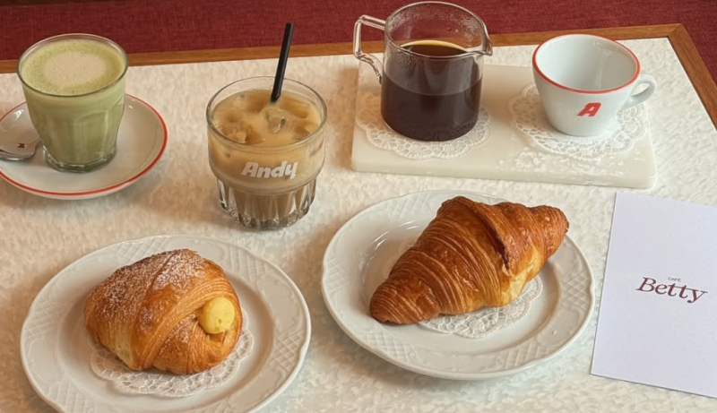 Nieuwe koffietrend in Berchem: Koffiebar Betty opent in voormalig café Het Been