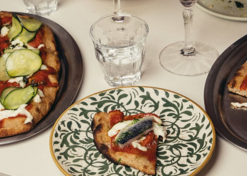 CICCIO Brussel: Een innovatieve twist van pizza met 'painza' en hiphop sfeer