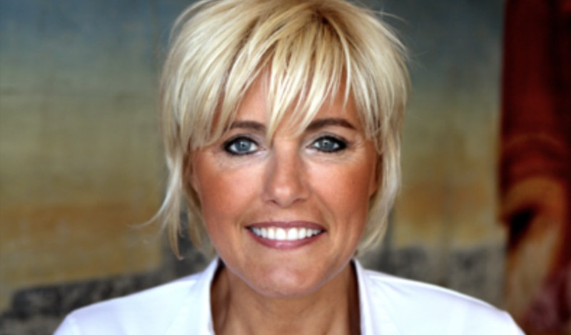 Dana Winner viert nieuwjaar met concert in Hasselt