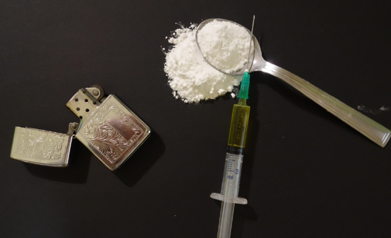 Terugval in drugsmilieu: 24-jarige man uit Oostrozebeke voor de tweede keer gearresteerd