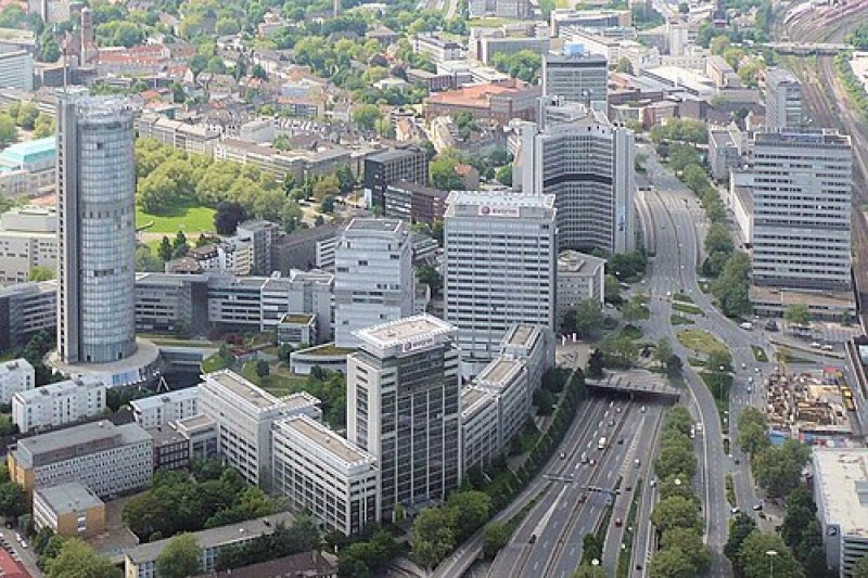 Duitsland: Kosovaarse leerling (17) steekt lerares neer, tiener later neergeschoten door politie