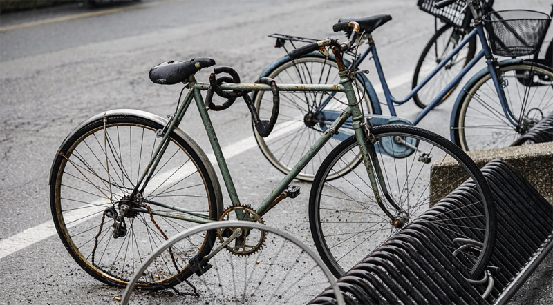 Bonheiden veilt verloren fietsen: een nieuw leven voor vergeten tweewielers