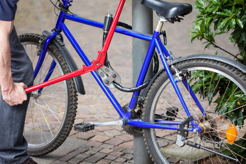 Man terecht voor diefstal van fietsen en steps in Mechelen