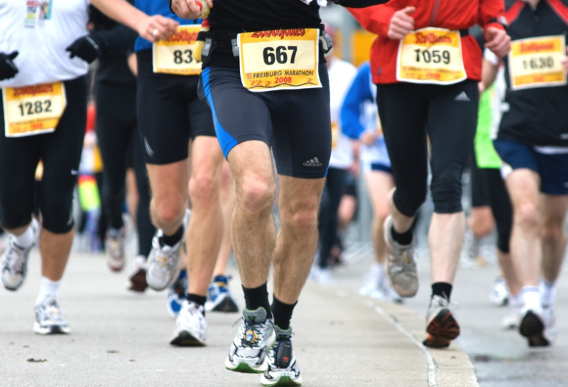 Diederik Pauwelyn rent New York Marathon voor Cliniclowns