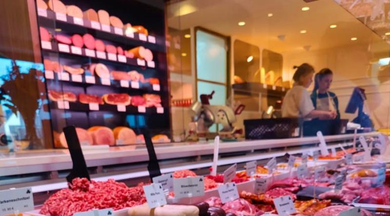 Tielt verwelkomt Slagerij Koe’vert: Verse lokale smaken en een ervaren slager