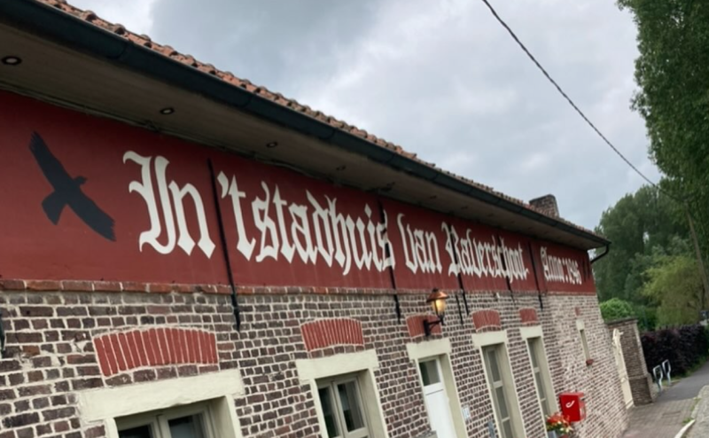 Einde van een culinair tijdperk: Restaurant 'In 't Stadhuis van Raverschoot' sluit zijn deuren