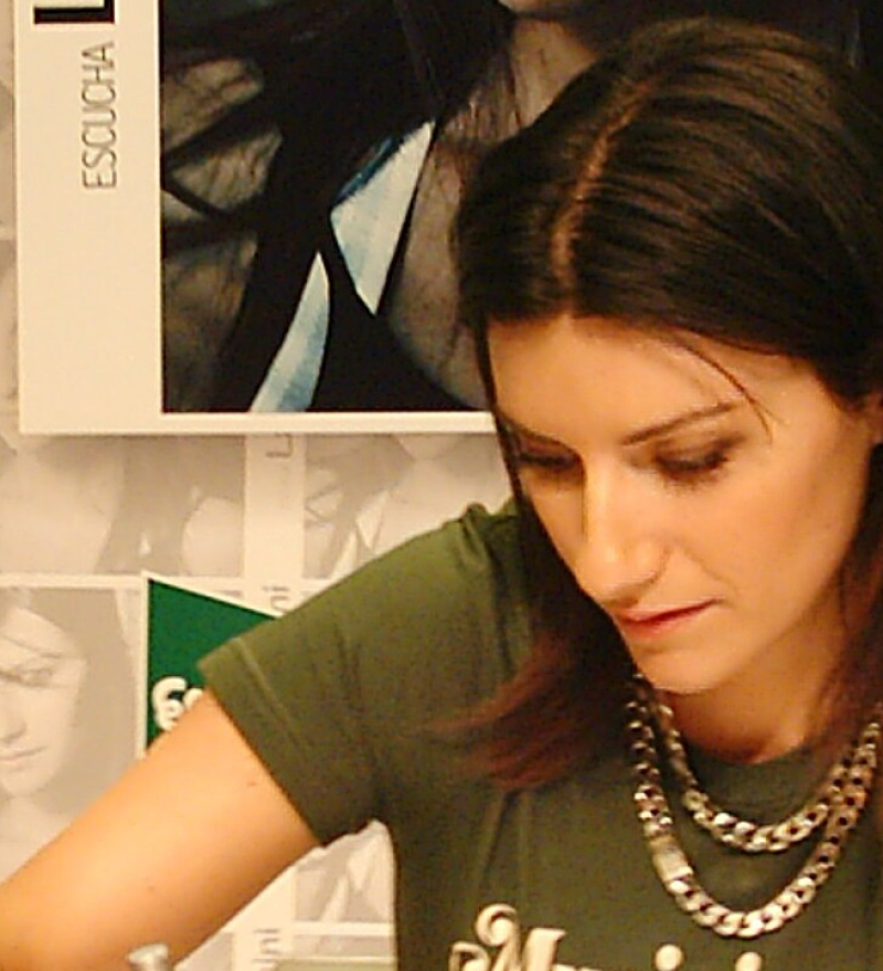 Populaire zangeres Laura Pausini: 40 miljoen platen verkocht en toch platzak