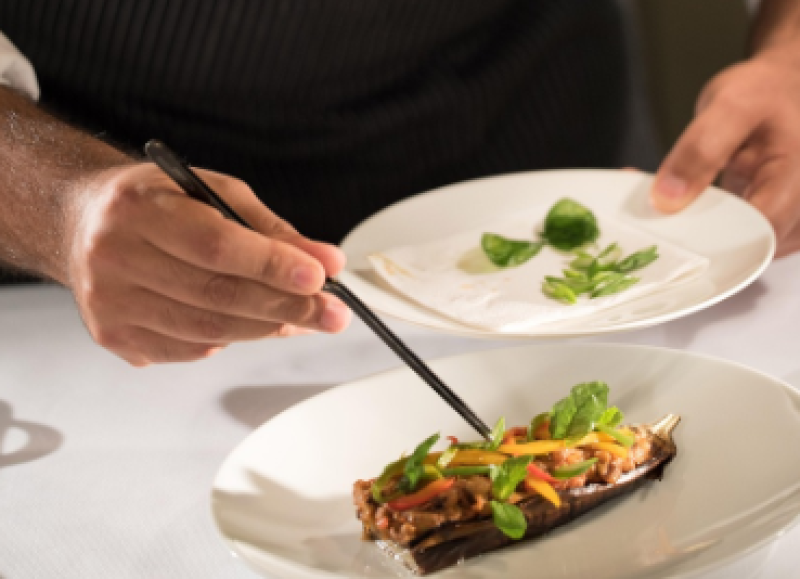 Nieuw culinair avontuur in Sint-Niklaas: Bohi combineert kunst en gastronomie