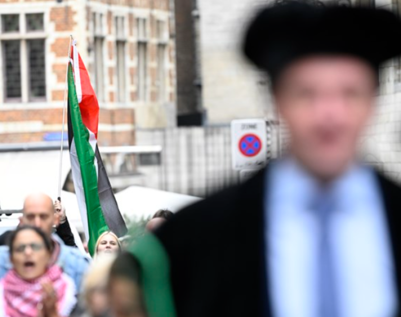 Protest verstoorde de Stoet der Togati bij KU Leuven