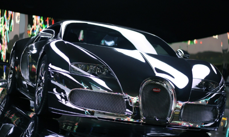 Knokke-Heist hotel toont Bugatti van 7 miljoen euro