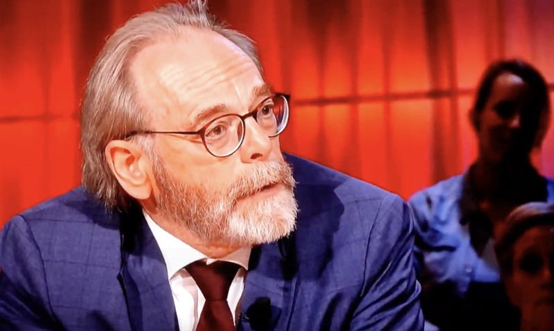 🎥 Peter De Roover is naarstig op zoek naar de G-spot