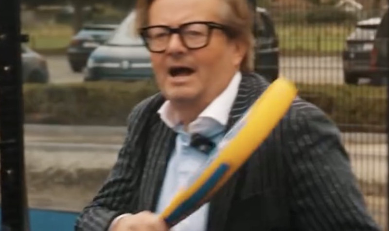 Coucke smasht zichzelf in de kijker: padelclub naast Club Brugge, ego naast de bal