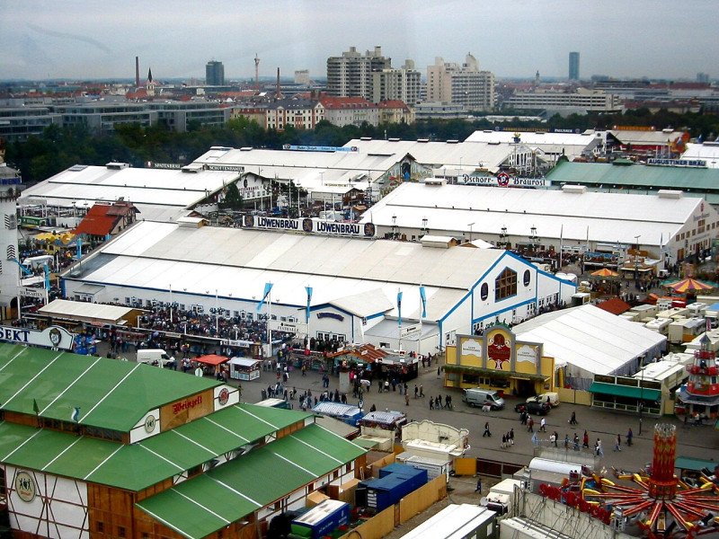 Duitsland: start van volksfeest en bierfestival Oktoberfest in München