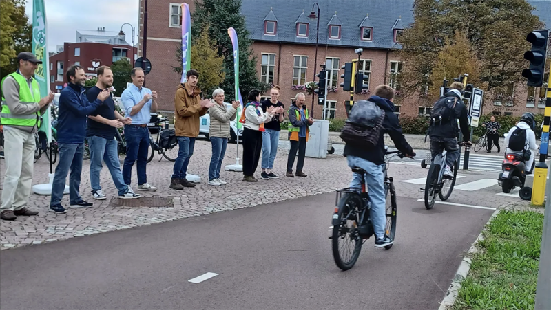 Duffel viert Week van de Mobiliteit met applausactie voor fietsers