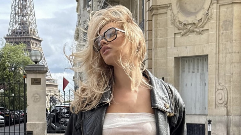 📸 Ilona in doorkijkje maakt Parijs onveilig