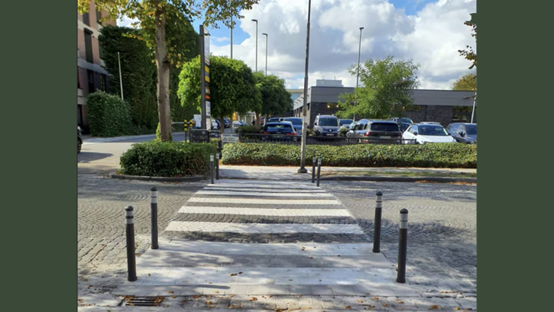 Nieuw zebrapad aan Leopoldslei verbetert verkeersveiligheid