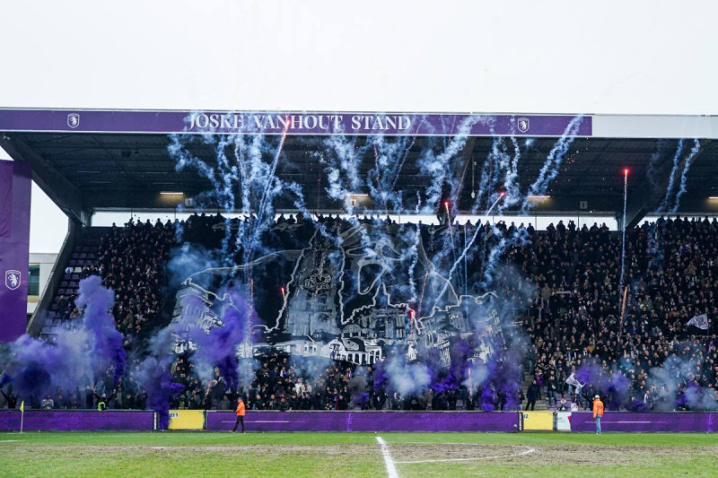 Eindelijk officieel: dit is de nieuwe, opvallende eigenaar van Beerschot