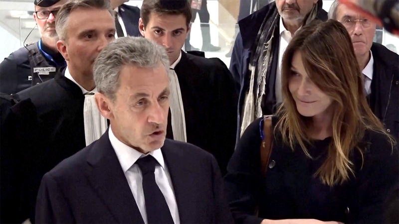 Sarkozy moet vijf jaar achter de tralies: het roemloze slotstuk van de ‘kleine Napoleon’
