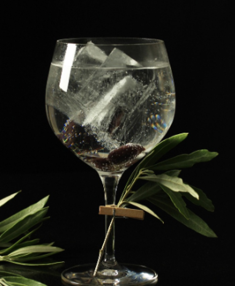 Nieuw design voor 2 Brothers Premium Gin uit Grembergen