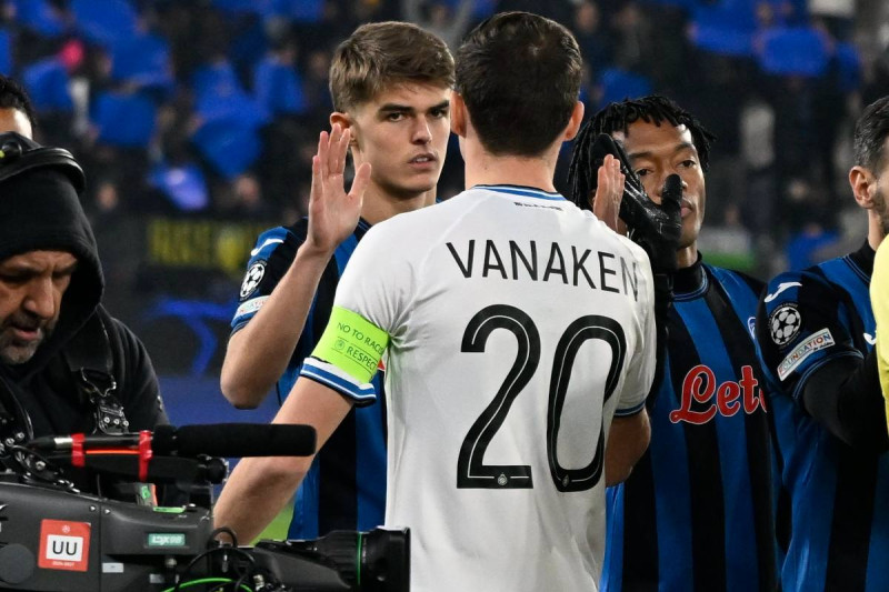 Drama voor Charles De Ketelaere: Rode Duivel moet vrezen voor confrontatie met Club Brugge