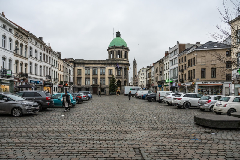 Oud-burgemeester Molenbeek verhuist naar Ukkel voor meer rust en veiligheid