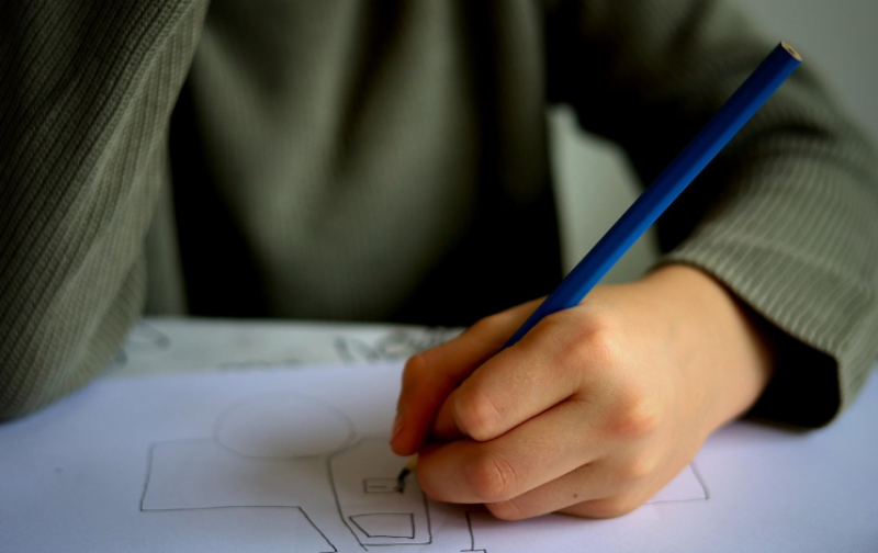 Nieuwe lichting onderwijsambassadeurs klaar om anderstalige ouders te ondersteunen