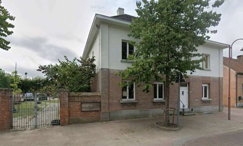 Geel verkoopt oude panden om middelen vrij te maken