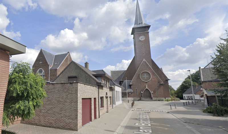 Stabilisatiewerken gestart aan Sint-Jan Baptistkerk in Berendrecht