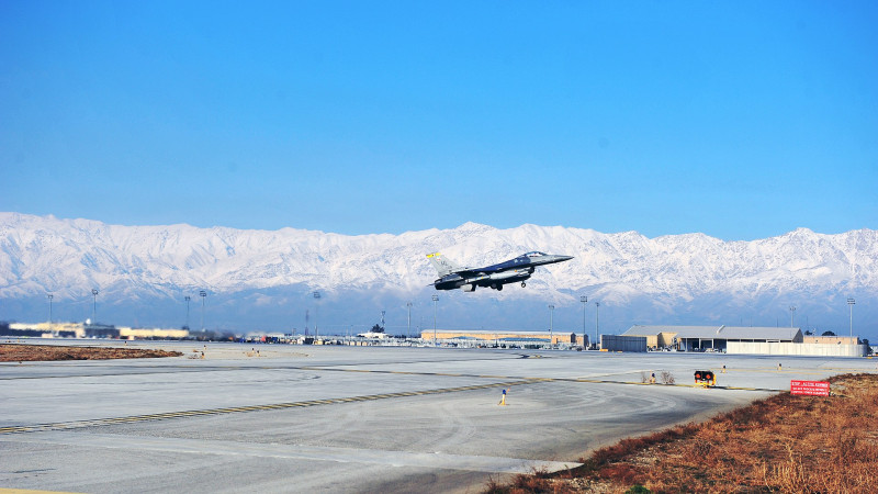 Zal Trump Afghanistan aanvallen voor luchtmachtbasis Bagram?