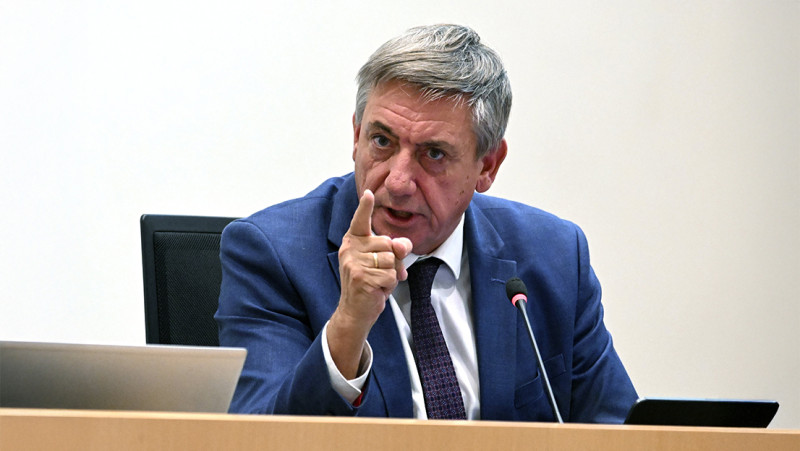 Jambon verwijt vakbonden dat ze de bevolking bewust misleiden over de pensioenhervorming