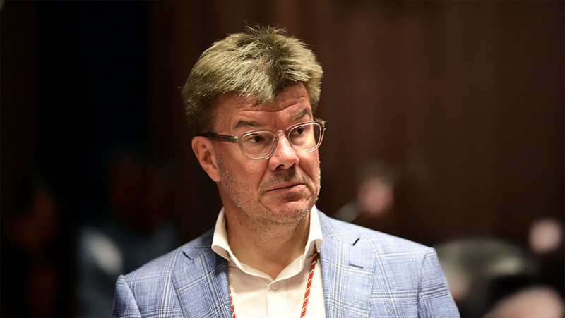 In Brussel kennen ze de truken van de foor ook: hoe de regering haar begroting opsmukte tot het leek alsof er geld in de lade lag