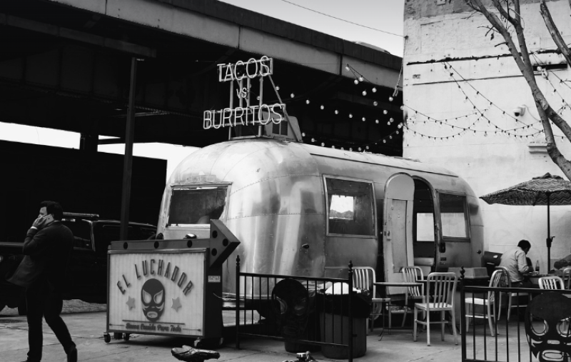 Solliciteren met een snack: CM Gezondheidsfonds wint harten via foodtruck in Kortrijk