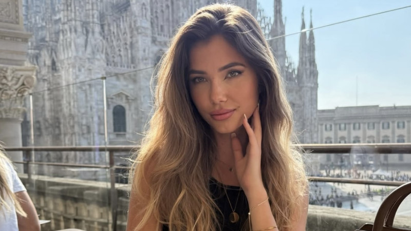 📸 Voormalige Miss Slovakije heeft nog niets van haar pluimen verloren