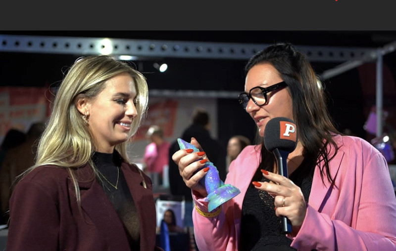 🎥 Onze reporter Liz deed ontdekking op Ero Expo: “De dikte doet er toe”