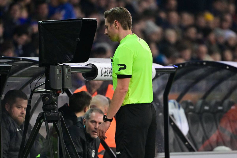 VAR onder vuur: Belgische supporters verliezen vertrouwen, voetbalbond grijpt meteen in