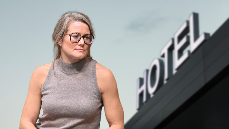 Van Bossuyt schrapt hotelopvang voor asielzoekers