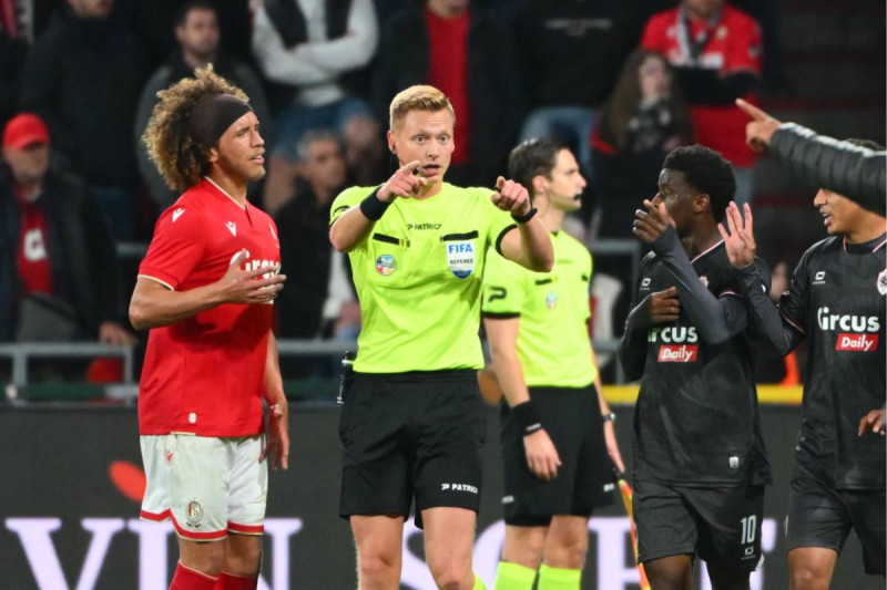 Vandaag staan de resterende minuten van Standard-Antwerp op het programma: dit kan/mag er allemaal nog gebeuren