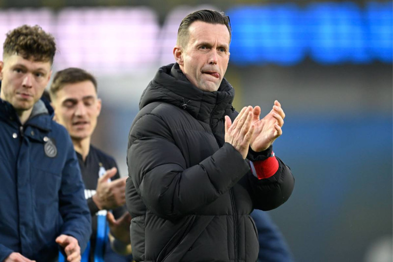 Voormalig trainer van Standard en Club Brugge krijgt zijn C4 dankzij een voormalige Rode Duivel