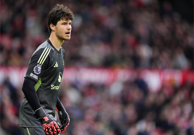 De Manchester-legendes de mond gesnoerd: Senne Lammens verovert United-harten met eerste interview