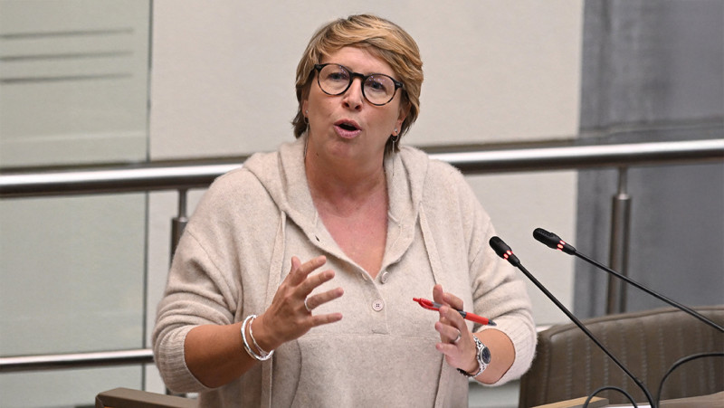 Gennez (Vooruit) schrapt de Ultimas: einde voor de Vlaamse Cultuurprijzen