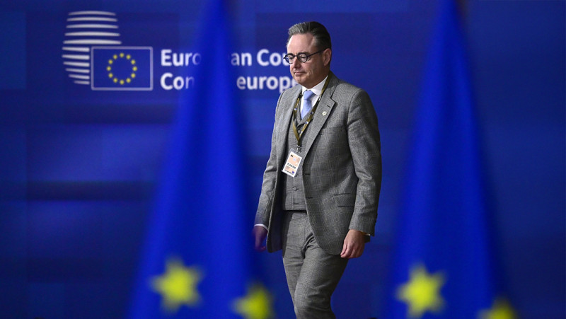 De Wever wil zijn groot gelijk halen — maar er bestaat nog zoiets als democratie