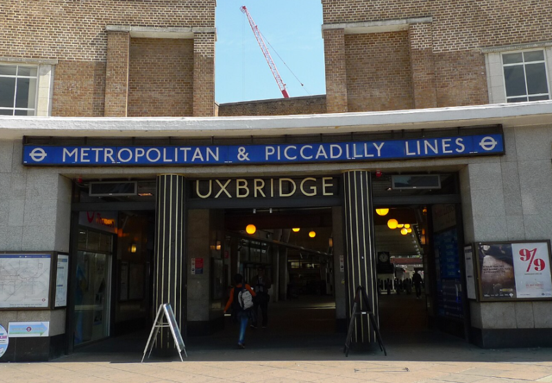 Uxbridge: Afghaan gearresteerd voor dodelijke steekpartij kwam illegaal naar VK