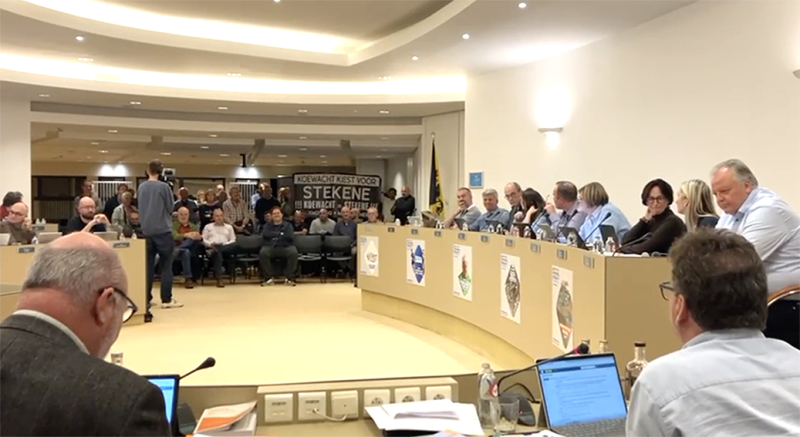 Onrust in Koewacht na volksraadpleging; inwoners dienen klacht in